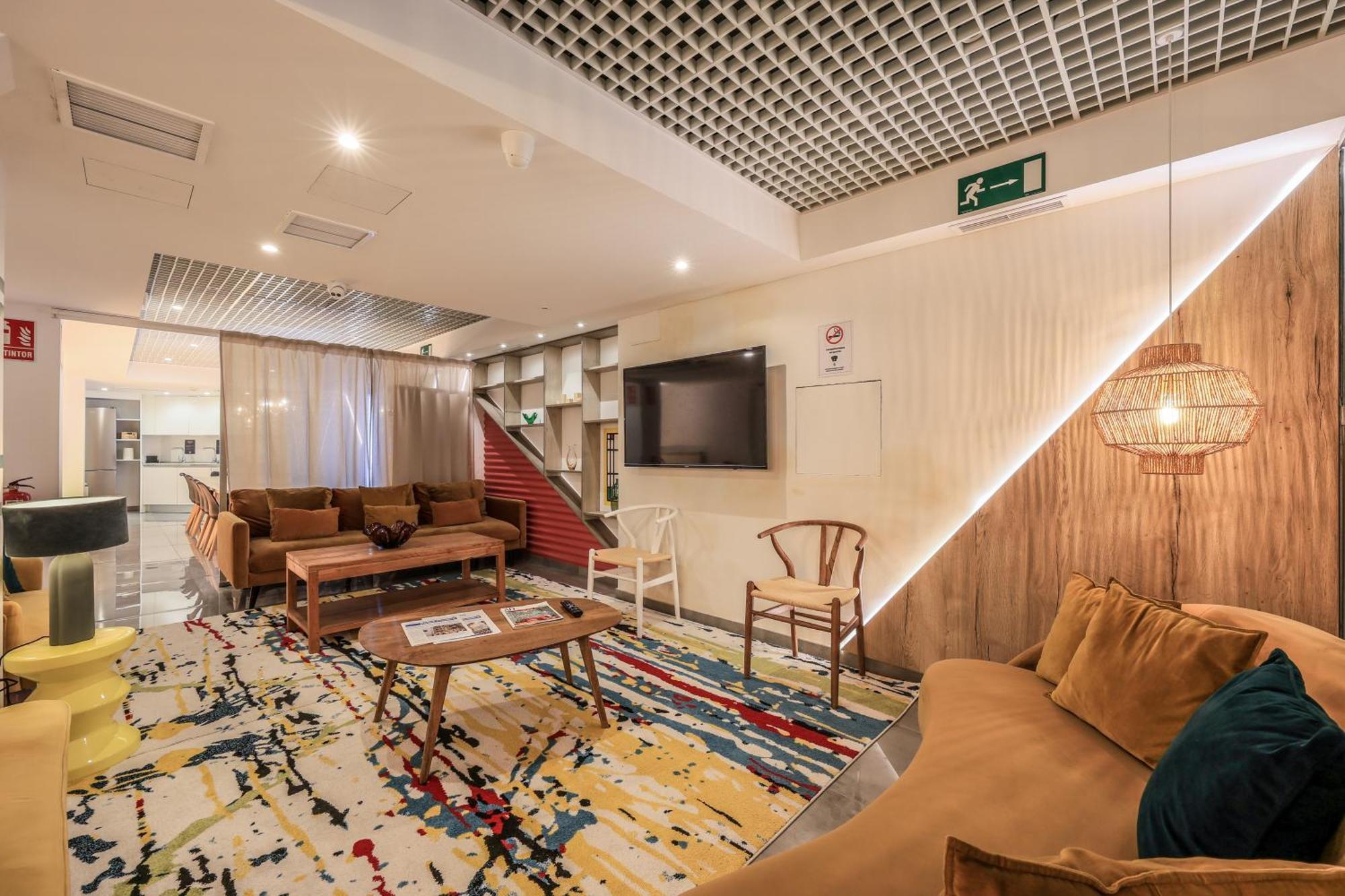 Amazinn Places Blasco De Garay 105 马德里 外观 照片